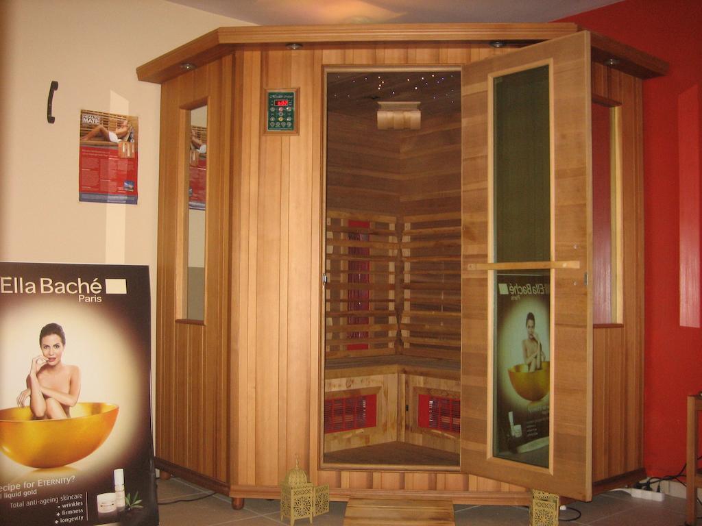 Espace Bien Etre Et Spa Libin Exteriör bild